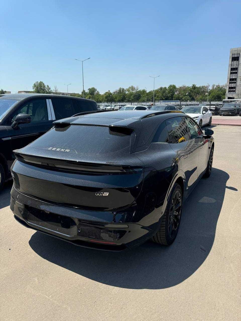 ZEEKR 007 GT EV naxt va nasiya savdo yillik 10%