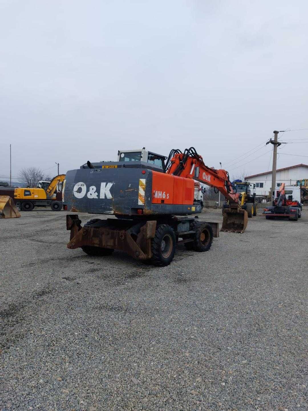 Excavator O&K pe roti