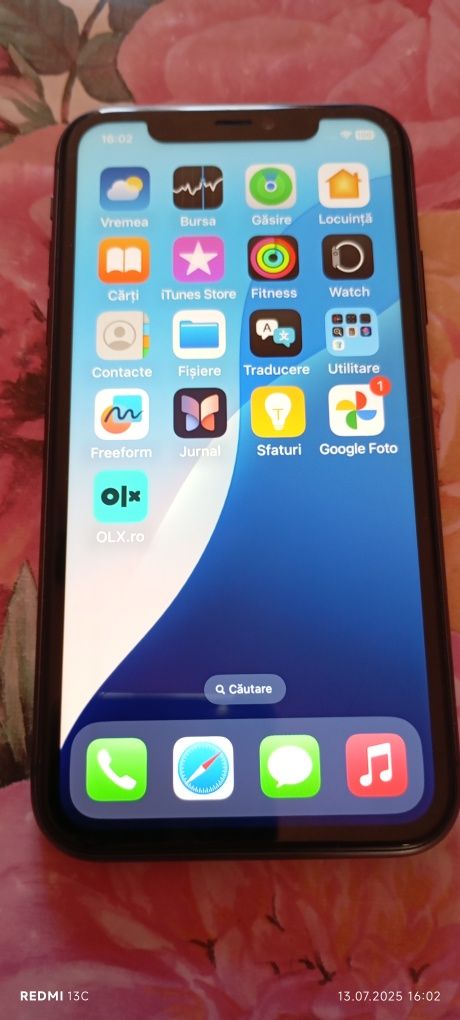 iPhone 11 Black,64 GB