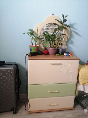 Детская мебель шкаф и комод