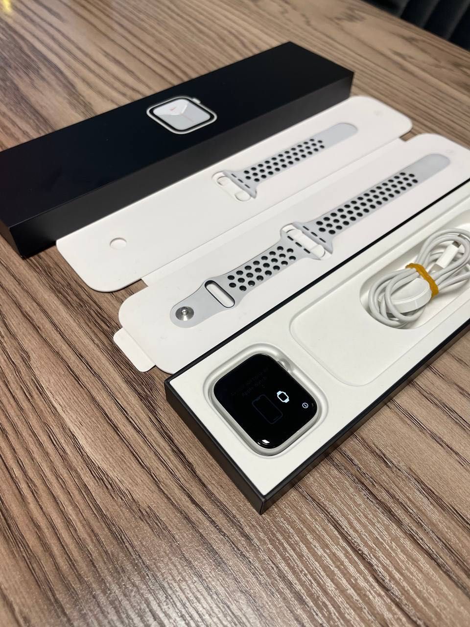 Продаются Apple Watch s6 Nike