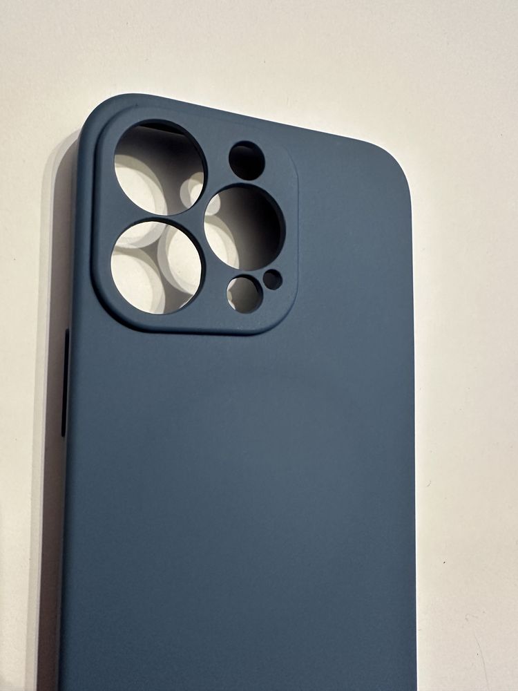 Силиконови удароустойчиви Кейсове за Apple iPhone 14 Pro/14 Pro Max/13