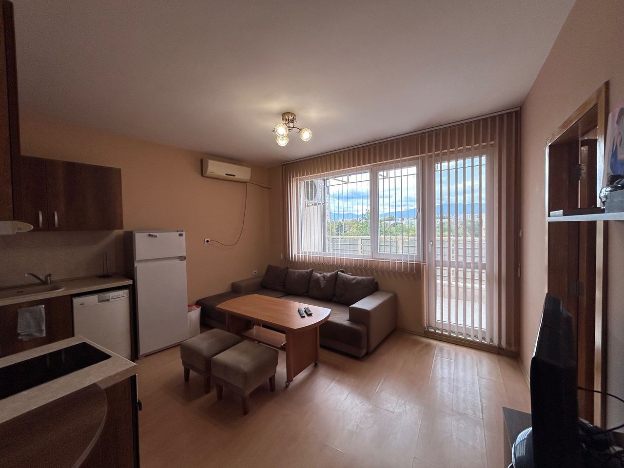 Продава се Двустаен апартамент в Пловдив, Тракия - 64 кв.м за 1930 €/кв.м - Снимка #1