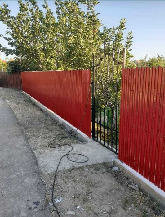 Executam garduri si porti din jaluzele verticale și orizontale