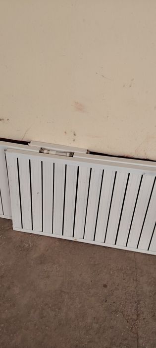 Котёл и отопления радиатор.