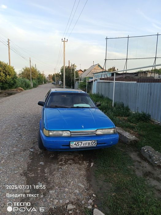 Продам автомобиль Мазда 626