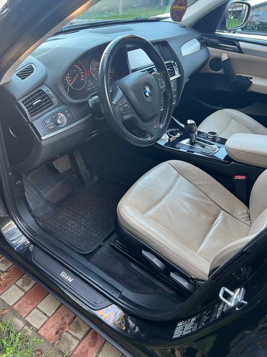 BMW X3 4x4 2.0D X-Drive–Automată-Navigație mare-Piele crem-Panoramic