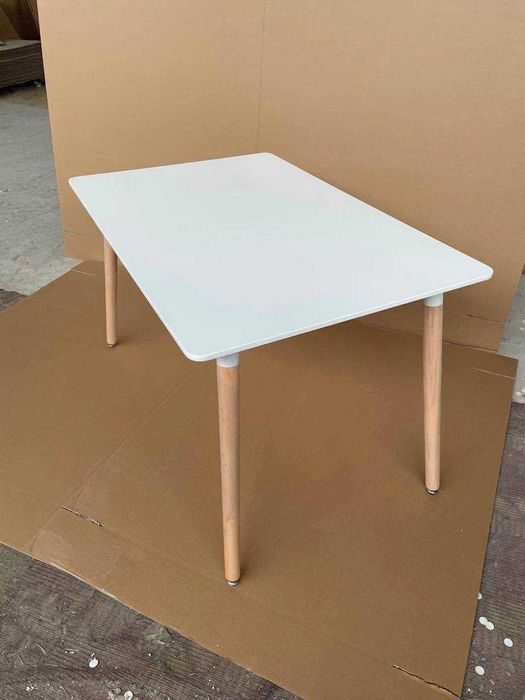 Masa ieftina pentru bucatarie, sufragerie, living, dining