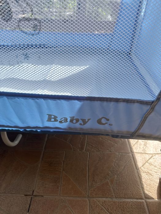 Pătuț pliabil Baby C – ca nou, foarte puțin folosit