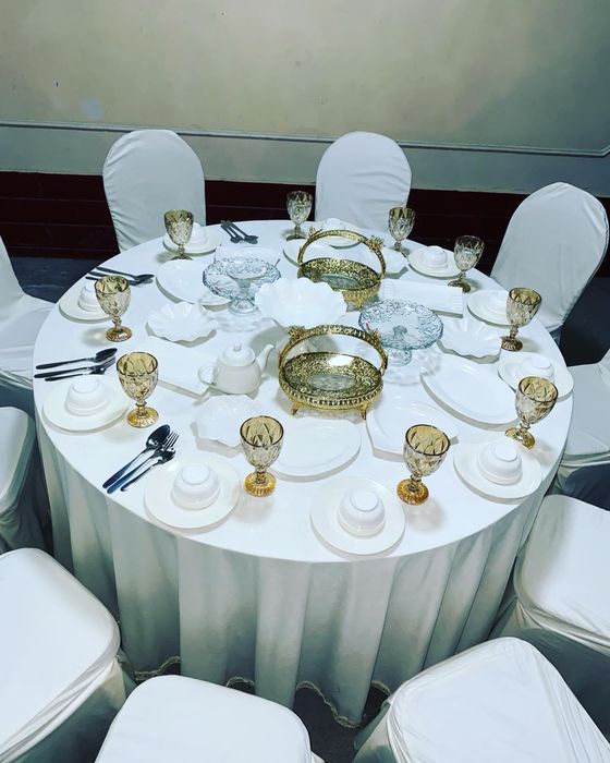 Стол стулья в аренду и оформления двора