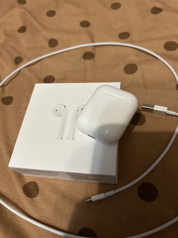 Se Vinde Air Pods 2