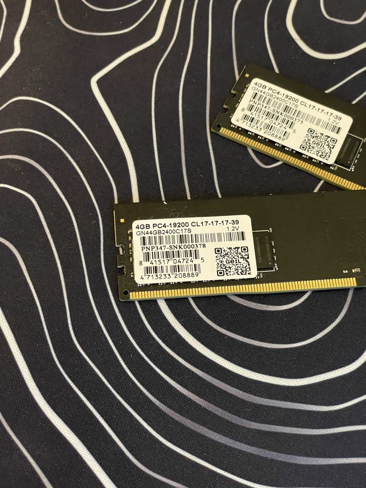 Озу ddr4 4gb.