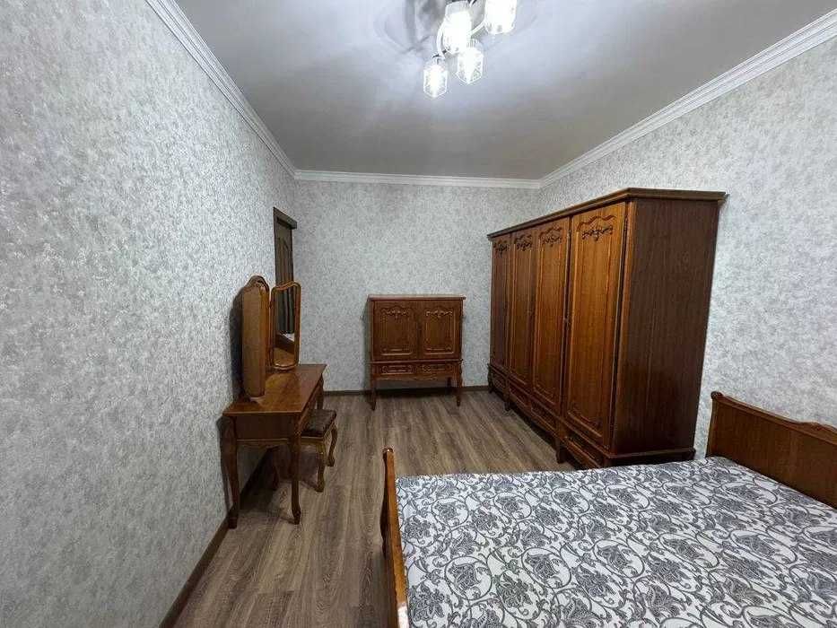 L5! Сдаётся в аренду 2-ком на Шота Руставели ор-н Братский Могила