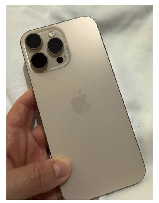 Iphone 16 pro max 256 esim