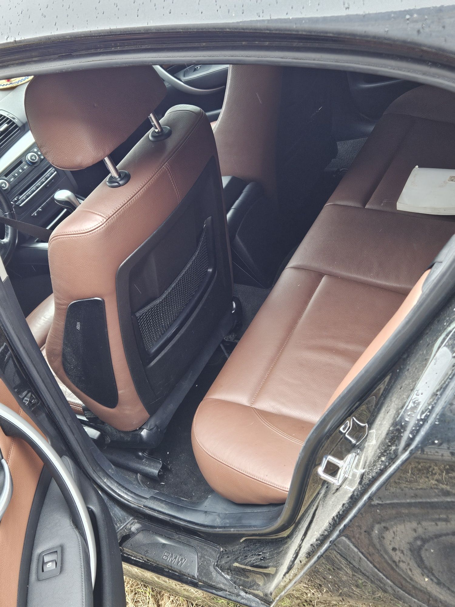 Dezmembrez BMW Seria 1 123d 2.0 biturbo 2008 – Piese originale !!!