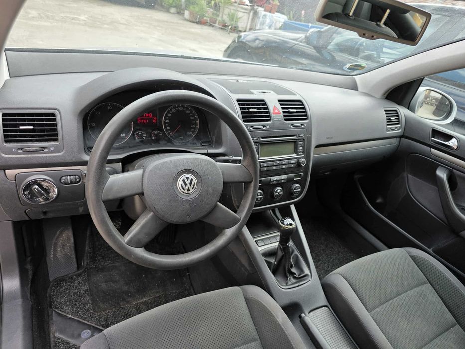 Volkswagen golf 5