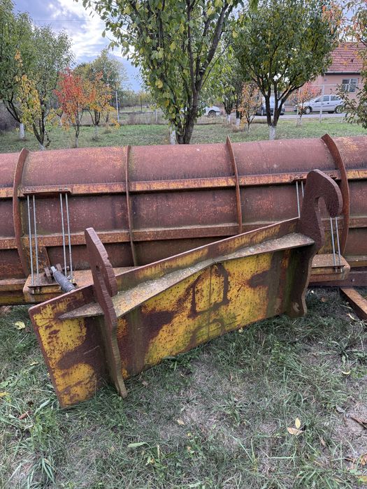 Lama zapada// jcb, case, kat // se poate adapta pe buldo!!
