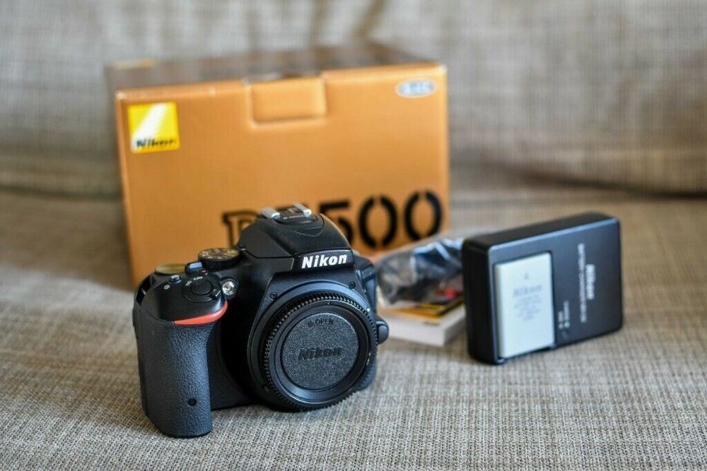 Nikon D5500 ca NOU