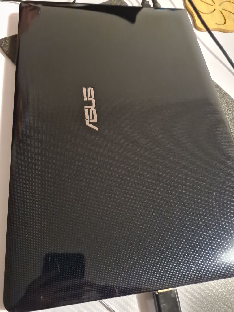 ASUS X501A/ I5-3210M/ 4GB/ 500GB/ WIN10