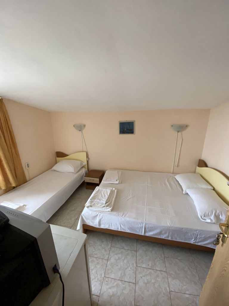 Продава се Къща в Бургас, Център - 330 кв.м за 694 €/кв.м - Снимка #6