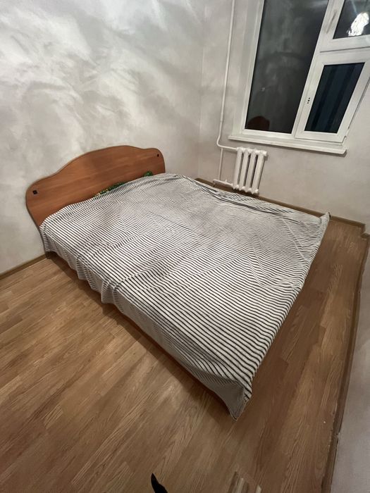 Двухспальный кровать
