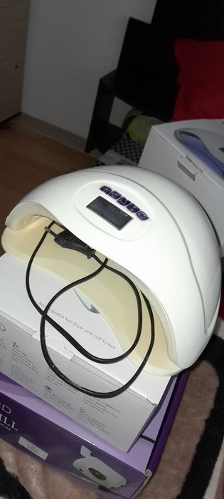 Produse de manichiură