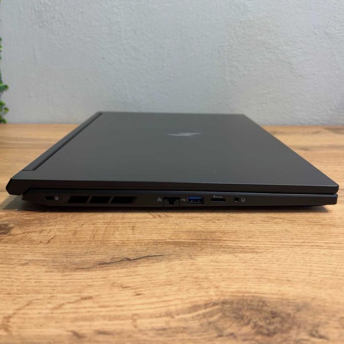 Acer Nitro V 17 AI Ryzen 5 240 RTX 4050 SSD 512GB RAM 16GB | TrueGSM