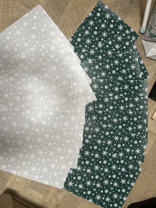 Protectii masa -motive de iarna-2 set:8 buc set