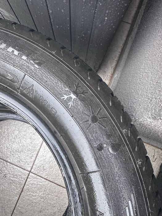 Две зимни гуми 14 цола, ползвани половин год