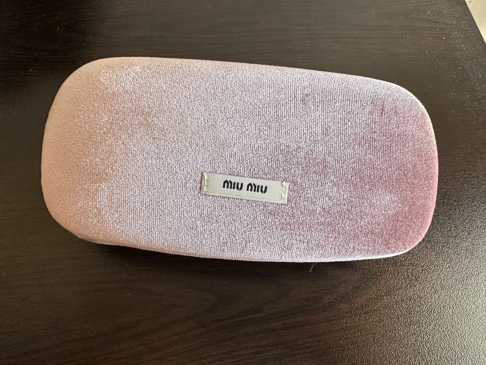 Слънчеви очила MIU MIU