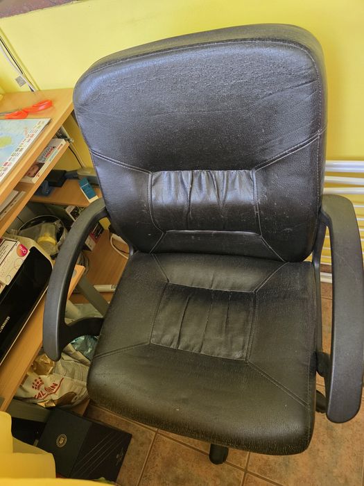 Scaun piele birou