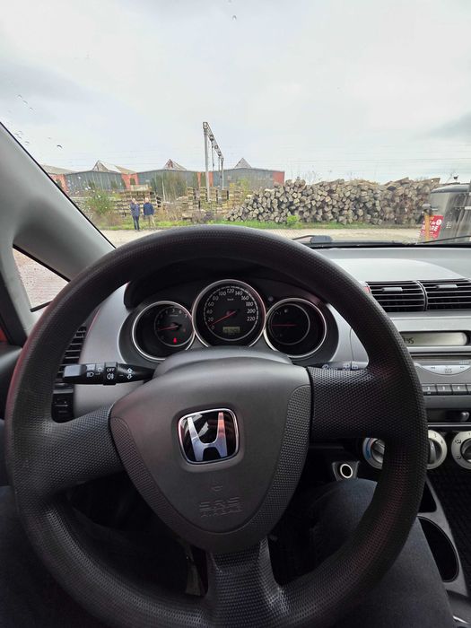 VAND HONDA JAZZ benzina +gaz