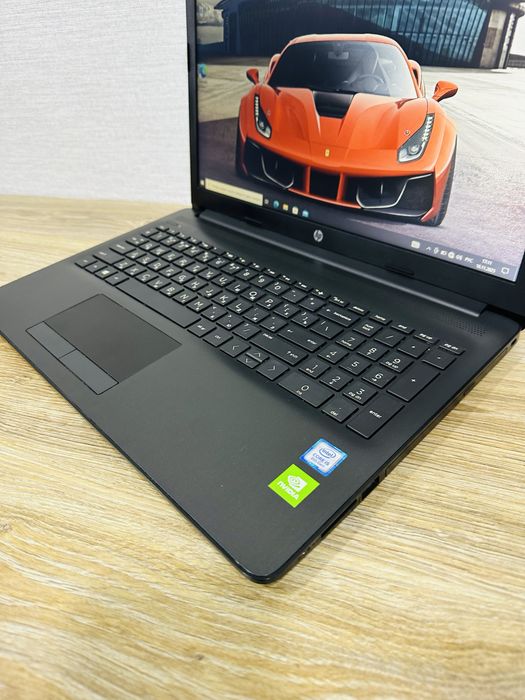 Недорого HP Pavilion Core i5-8 Ядерный с Видеокартой Идеал состояние