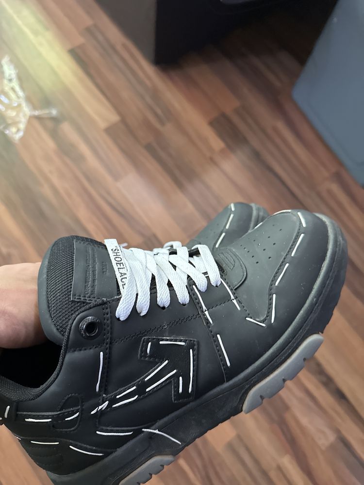 Обувки OFF-WHITE /42 номер.