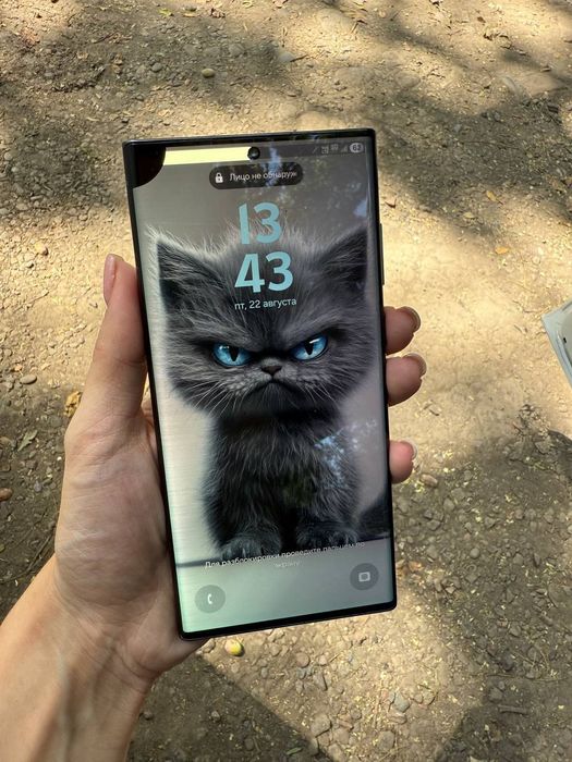 Продаётся Samsung S 22 Ultra