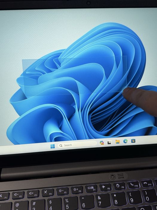 Срочно ! Yangi Lenovo sensor core i5 Oqish Dasturlash Trading