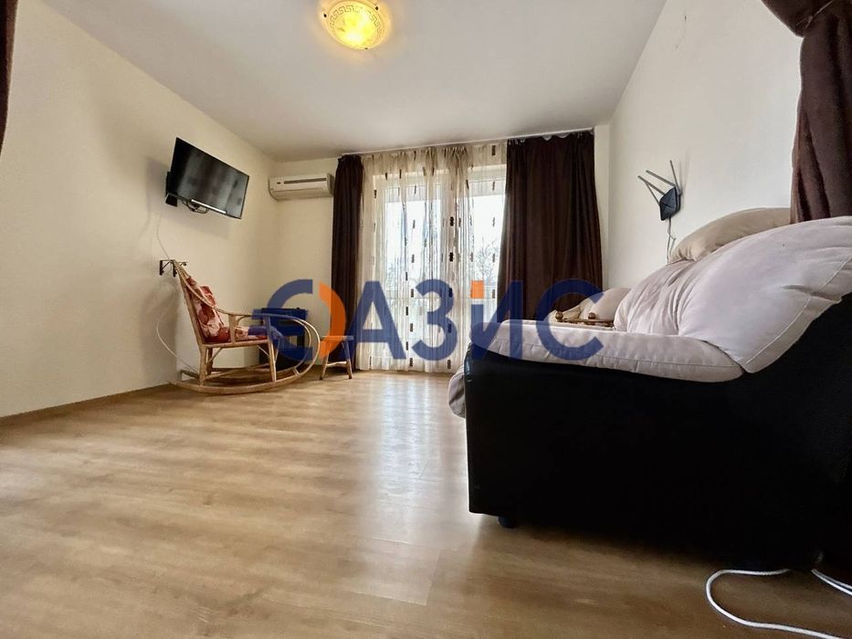 Тристаен апартамент в комплекс Флорес Парк, 106 кв.м., Слънчев бряг,