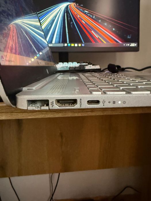 Vand laptop hp 15.6inch