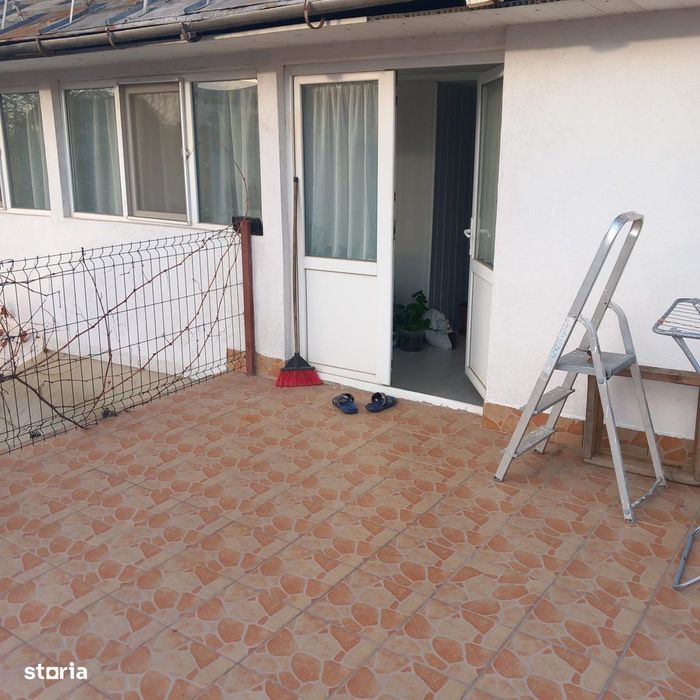 Vila P+E brestei biserica