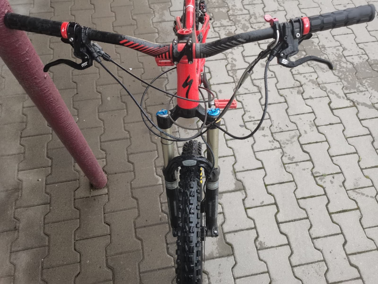 Vând Specialized Stunt Jumper FSR