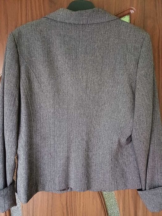 Costum stofa cu pantaloni