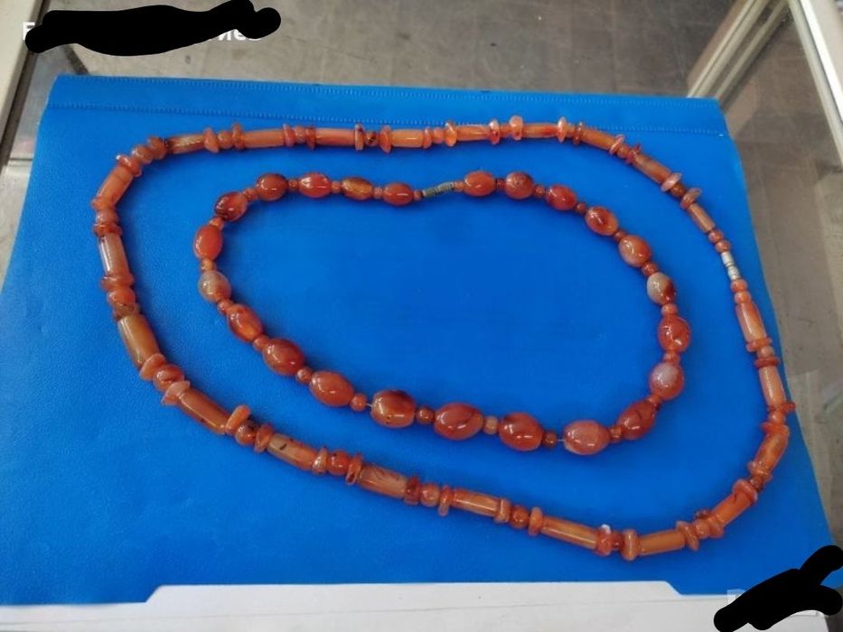 Гердан от ахат два броя