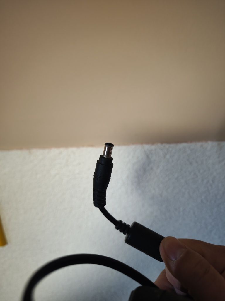 Зарядно за Sony 19.5V 5.13A