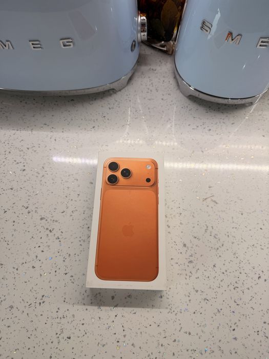 Iphone 17 Pro Max 512GB, nou, sigilat cu factura si garantie.