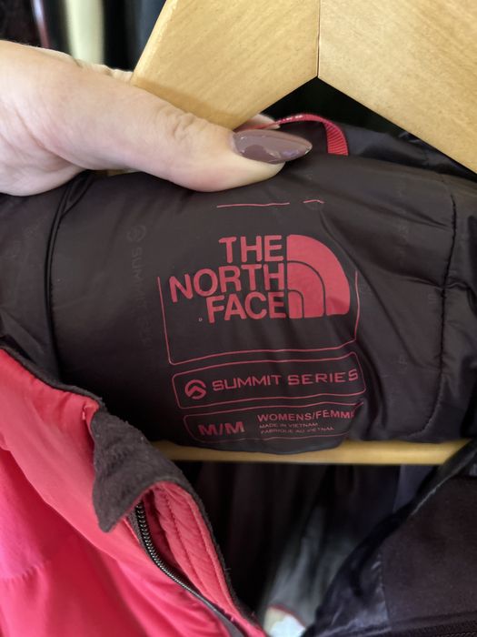 Яке The north face като ново