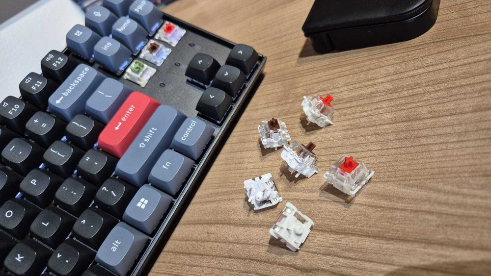 Switch-uri mecanice Keychron pre-lubrifiate – Red & Brown