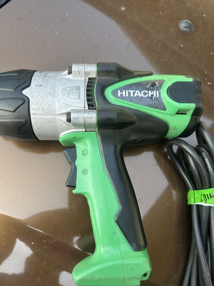 Masina de însurubat Hitachi WR 16 SA model profesional
