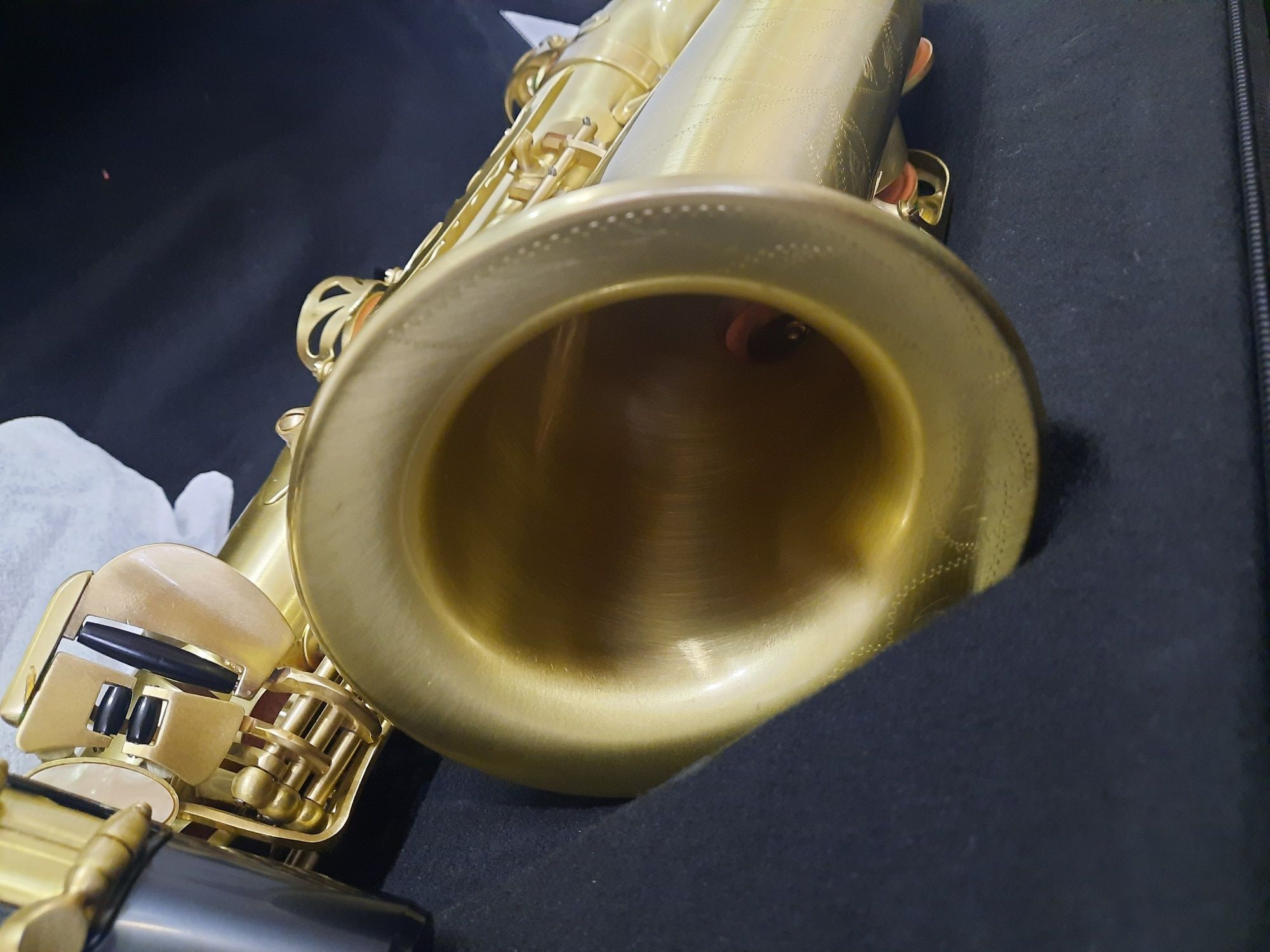 Vând Saxofon classic