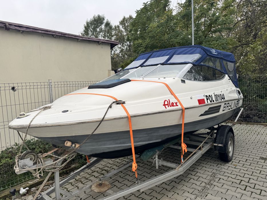 Bayliner Capri motor Yamaha 115 C.P.+Peridoc