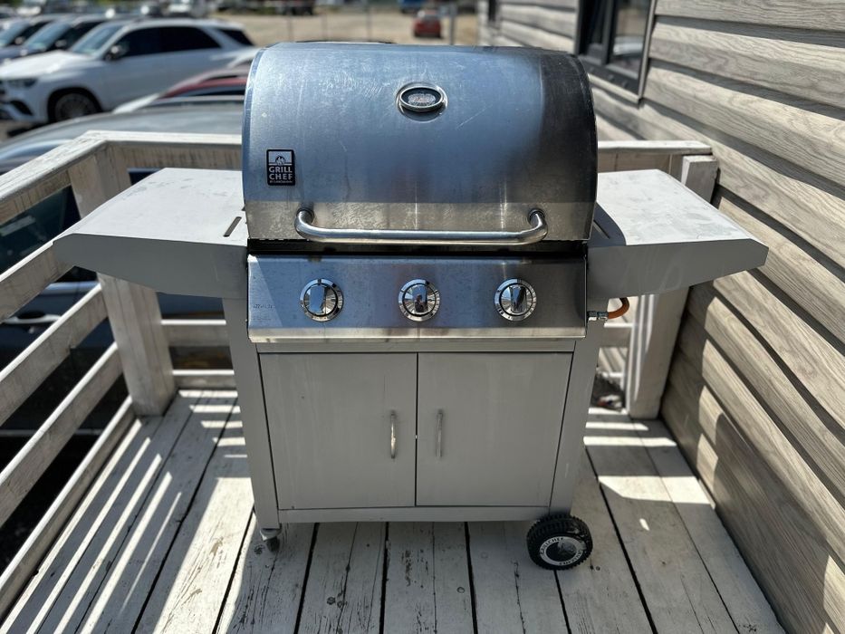 LANDMAN Gratar Pe Gaz cu 3 arzatoare !